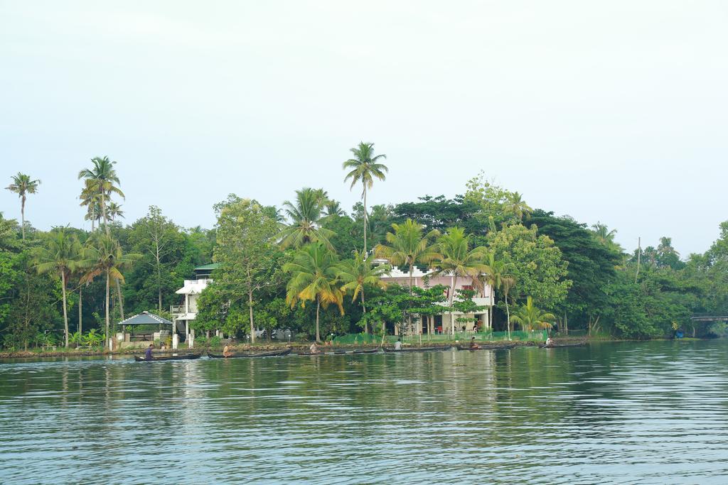 Orchid Lake View Homestay Alappuzha Экстерьер фото