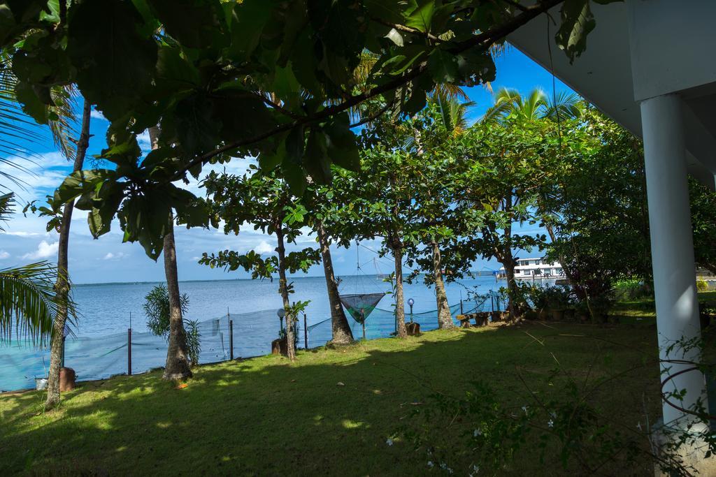 Orchid Lake View Homestay Alappuzha Экстерьер фото